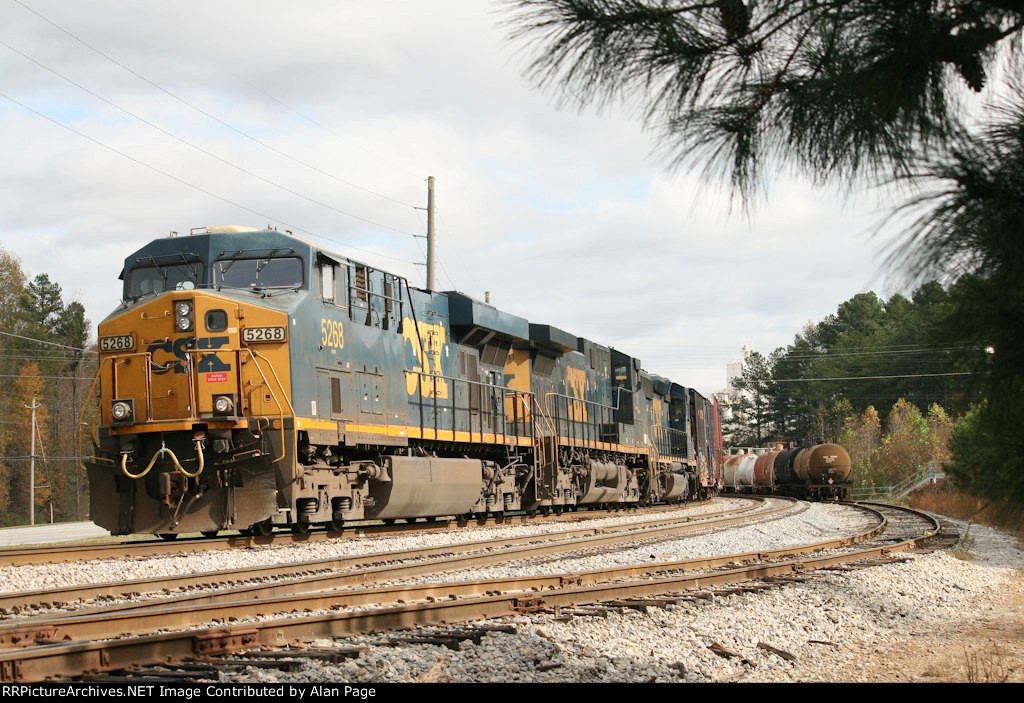 CSX 5268, 11, and 4030 wait for green
